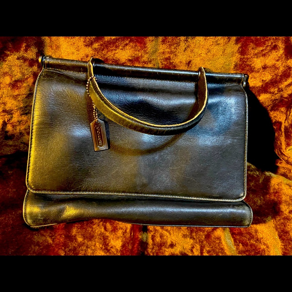 Vintage Coach bag style H02-9185